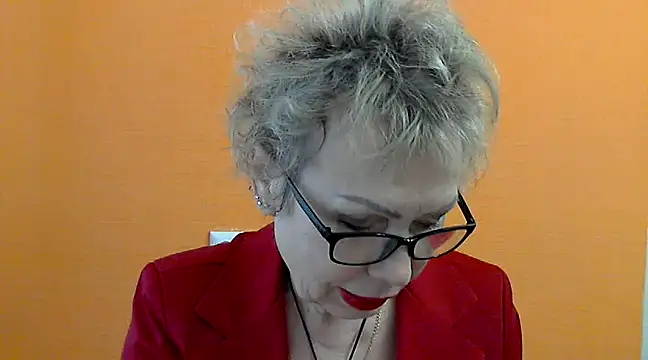 Snapshot of NessyJenixs chatting on 18, 2, 2025 NessyJenixs online show from 18, 2, 2025