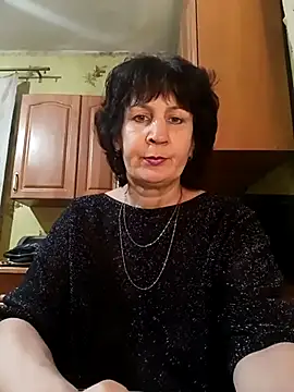 Laura Kiss online show from 12, 3, 2025