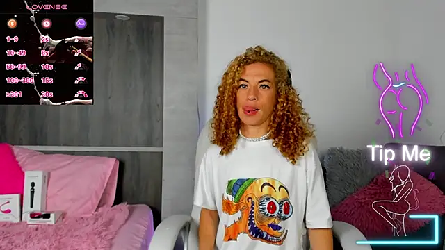 Snapshot of Bryna_ chatting on 14, 9, 2025 Bryna online show from 14, 9, 2025