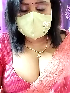 Queenflowerr online show from 25, 10, 2025