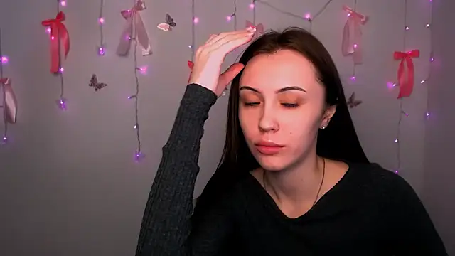 Nikonara Love online show from 25, 2, 2026