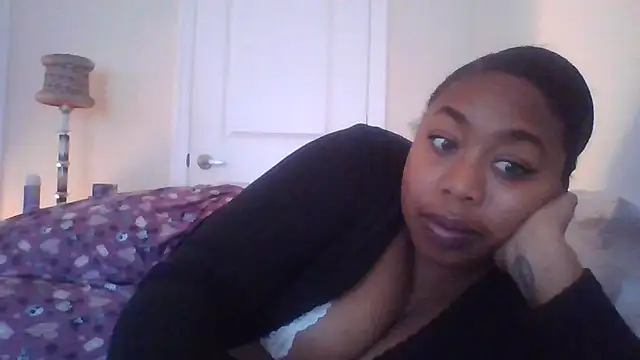 Snapshot of angeliquebelcali chatting on 22, 3, 2025 angeliquebelcali online show from 22, 3, 2025