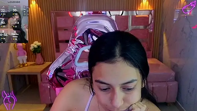 Snapshot of lilith_petit_sub chatting on 18, 10, 2025 lilith petit sub online show from 18, 10, 2025