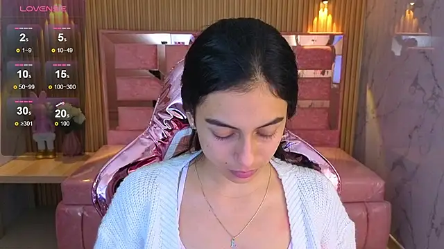 Snapshot of lilith_petit_sub chatting on 31, 10, 2025 lilith petit sub online show from 31, 10, 2025