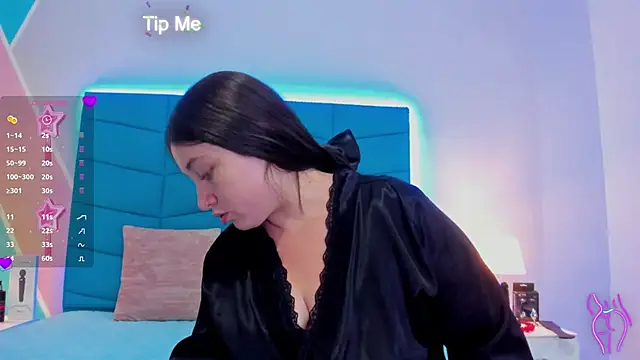 Snapshot of Luciana_brown_ chatting on 25, 1, 2025 Luciana brown online show from 25, 1, 2025