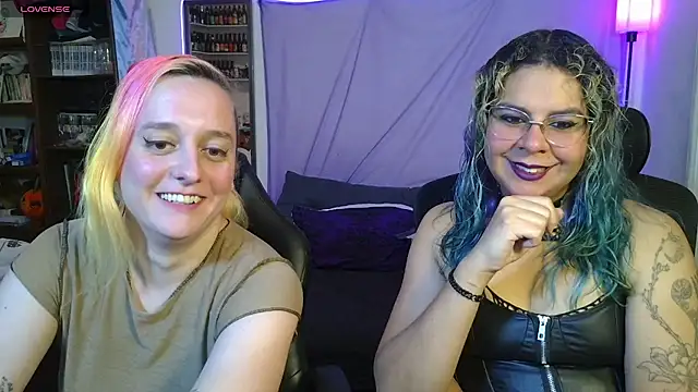 Snapshot of Evelan420 chatting on 16, 7, 2026 Evelan420 online show from 16, 7, 2026