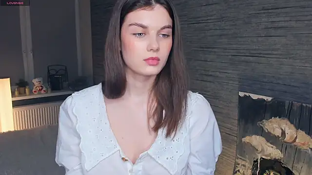 Snapshot of FloraDobb chatting on 15, 3, 2025 FloraDobb online show from 15, 3, 2025