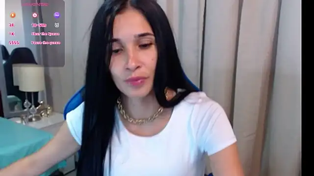 Snapshot of victoria_adams07 chatting on 28, 4, 2026 victoria adams07 online show from 28, 4, 2026