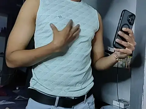 fit boyxx online show from 6, 11, 2025