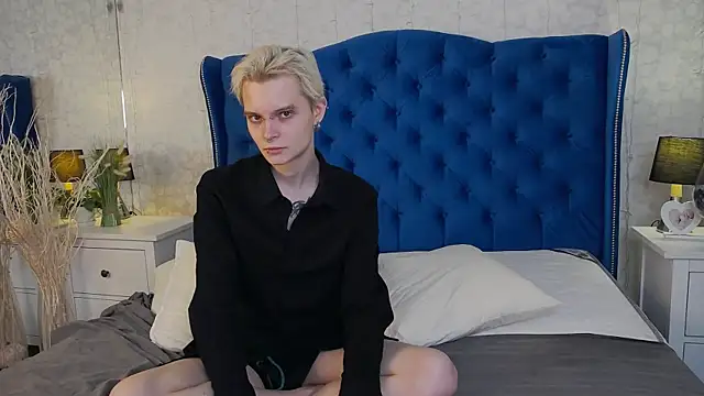 DemianEnglen online show from 8, 3, 2025