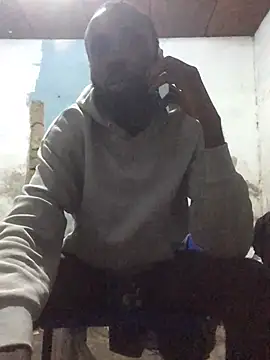 Snapshot of onewinnertee chatting on 29, 4, 2026 onewinnertee online show from 29, 4, 2026
