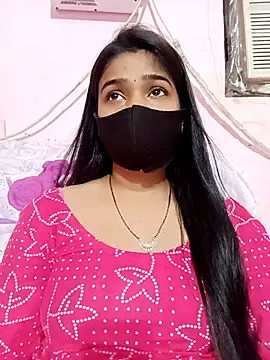 Snapshot of Simran-001 chatting on 9, 9, 2025 Simran-001 online show from 9, 9, 2025