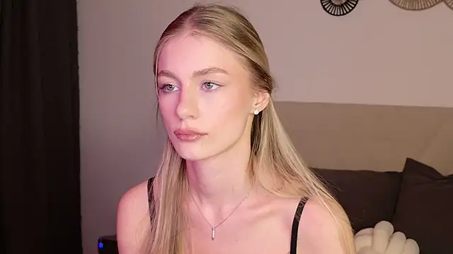 GabriellaOlsen online show from 16, 4, 2026