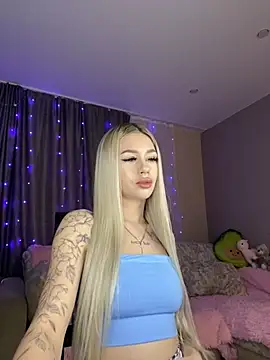 Tiffany Kissss online show from 18, 3, 2025