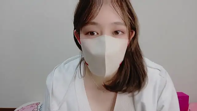 Snapshot of mio7635 chatting on 15, 6, 2026 mio7635 online show from 15, 6, 2026