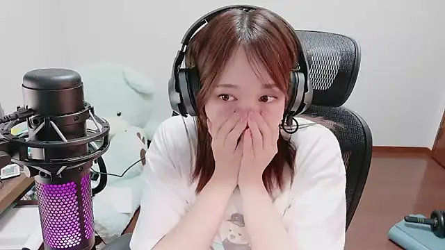 Snapshot of mio7635 chatting on 14, 7, 2026 mio7635 online show from 14, 7, 2026