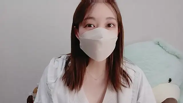 Snapshot of mio7635 chatting on 25, 7, 2026 mio7635 online show from 25, 7, 2026