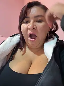 Snapshot of KarlaWild chatting on 16, 2, 2025 KarlaWild online show from 16, 2, 2025