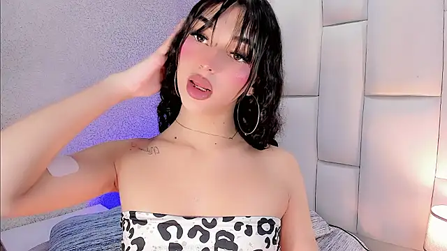 Angeles Busst online show from 12, 3, 2026