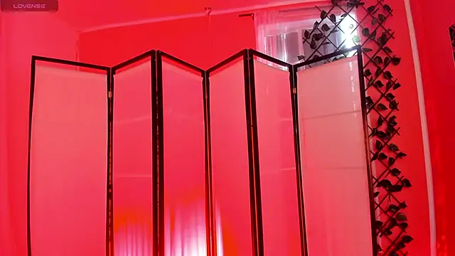 alaia greyy online show from 17, 1, 2026