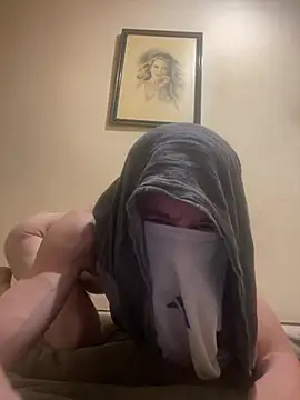 aebaleek2505 online show from 22, 5, 2026
