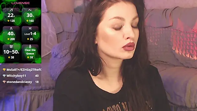 BritneyBarker online show from 19, 12, 2024