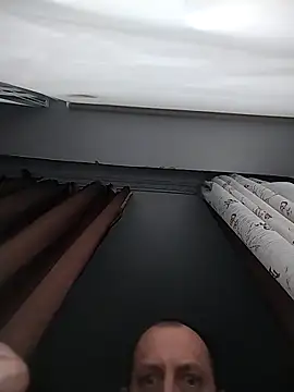 MaxDevilWhite online show from 18, 12, 2025