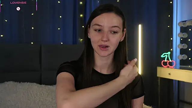 GeorginaDudley online show from 9, 4, 2026