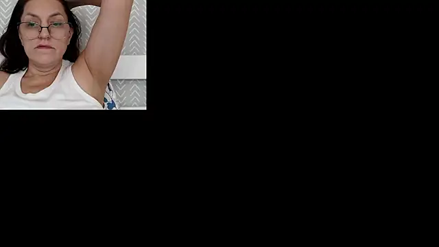 Soffya Soy online show from 1, 11, 2025