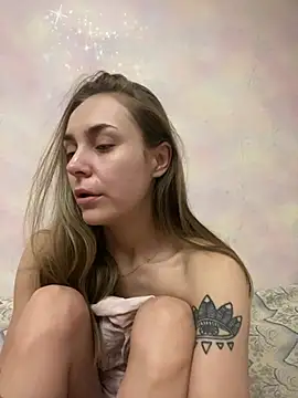 White Lu online show from 30, 1, 2025