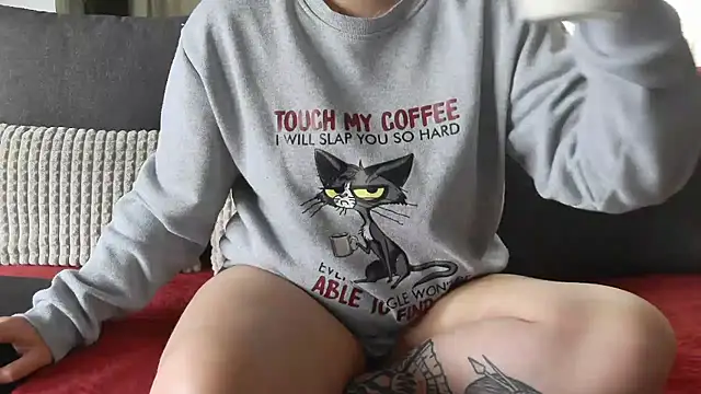 Snapshot of bunnyfox420 chatting on 9, 5, 2026 bunnyfox420 online show from 9, 5, 2026