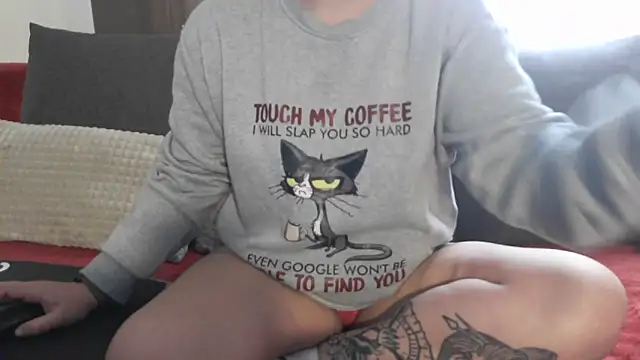 Snapshot of bunnyfox420 chatting on 11, 5, 2026 bunnyfox420 online show from 11, 5, 2026