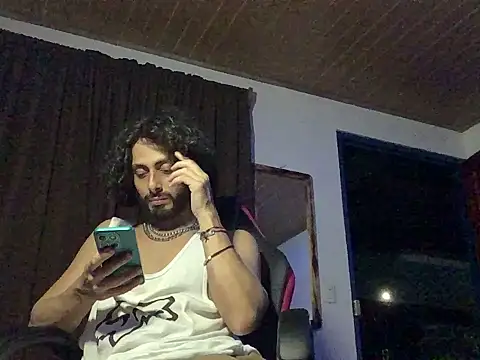 Nooneisthis online show from 25, 10, 2025