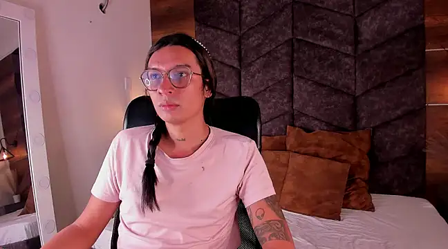 LauraaGomezz   online show from 9, 2, 2025