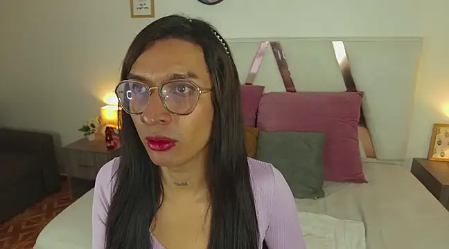 LauraaGomezz   online show from 26, 2, 2025