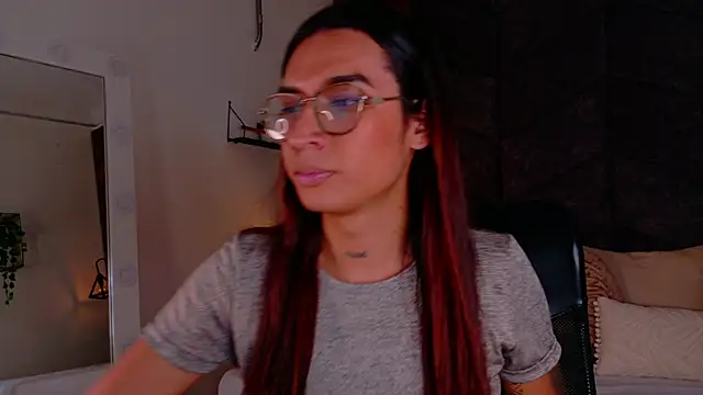 LauraaGomezz   online show from 22, 9, 2025