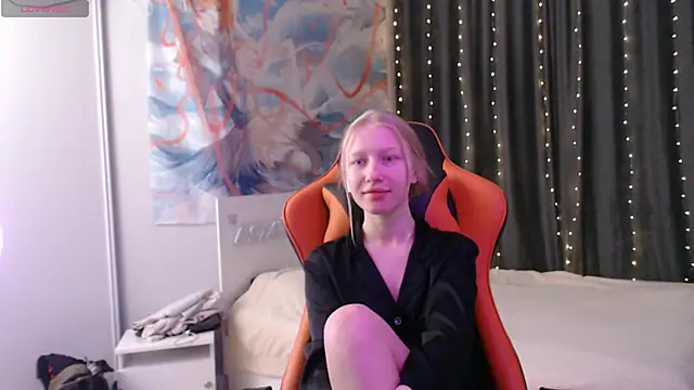 crystalyss online show from 24, 1, 2025