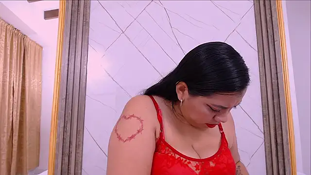 AmmyPike1 online show from 10, 2, 2025