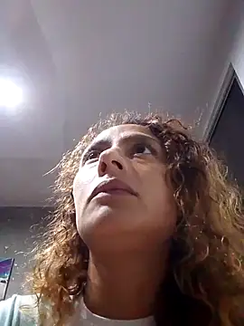 Snapshot of Zoedaniels chatting on 5, 3, 2025 Zoedaniels online show from 5, 3, 2025