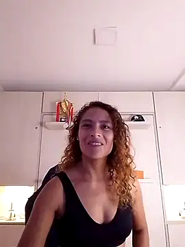 Snapshot of Zoedaniels chatting on 7, 3, 2025 Zoedaniels online show from 7, 3, 2025