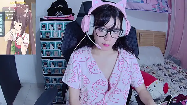 Yuna pinkk online show from 22, 10, 2025