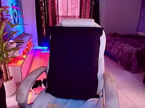 latexgoddes online show from 8, 1, 2026