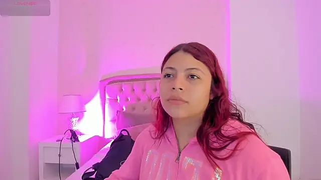 Kendall  Fox online show from 12, 2, 2026