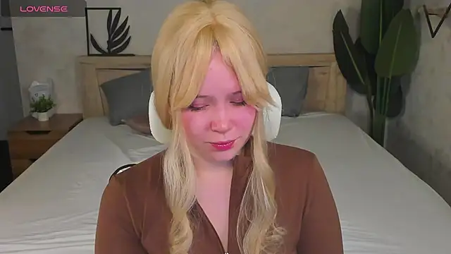 Amy Kimberlly online show from 5, 12, 2025