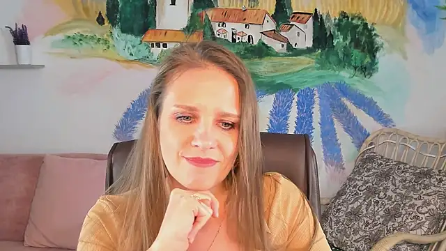 Snapshot of EmiliaBedy chatting on 8, 2, 2025 EmiliaBedy online show from 8, 2, 2025