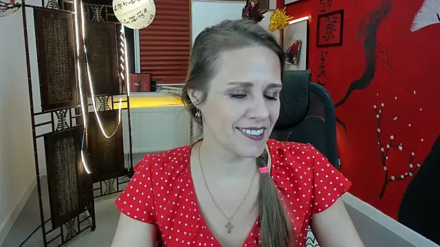 Snapshot of EmiliaBedy chatting on 9, 2, 2025 EmiliaBedy online show from 9, 2, 2025