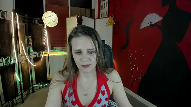 Snapshot of EmiliaBedy chatting on 4, 3, 2025 EmiliaBedy online show from 4, 3, 2025