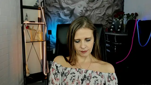 Snapshot of EmiliaBedy chatting on 14, 3, 2025 EmiliaBedy online show from 14, 3, 2025