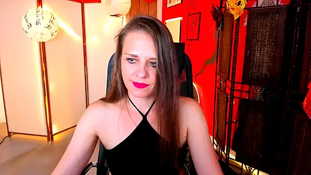 Snapshot of EmiliaBedy chatting on 15, 5, 2026 EmiliaBedy online show from 15, 5, 2026