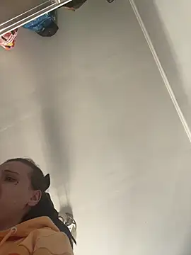 bunnythetailor online show from 27, 2, 2026